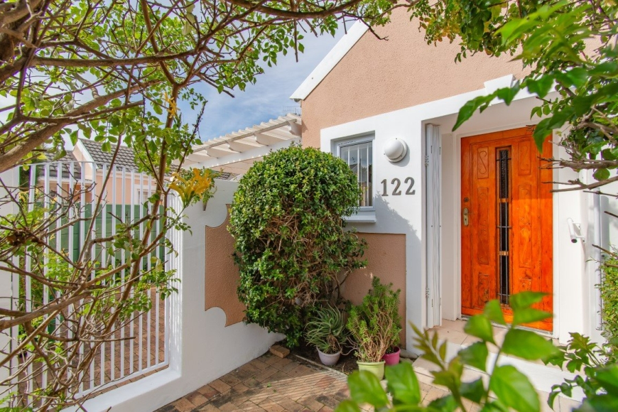 3 Bedroom Property for Sale in Bizweni Western Cape